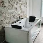 Guest house Little
