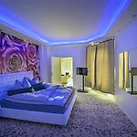 Guest house Little