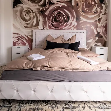 Little 3* Halle (Saale)