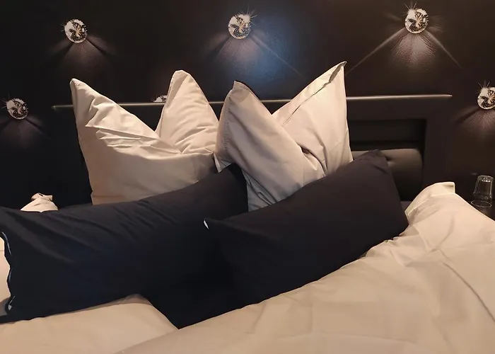 Little 3* Halle (Saale)